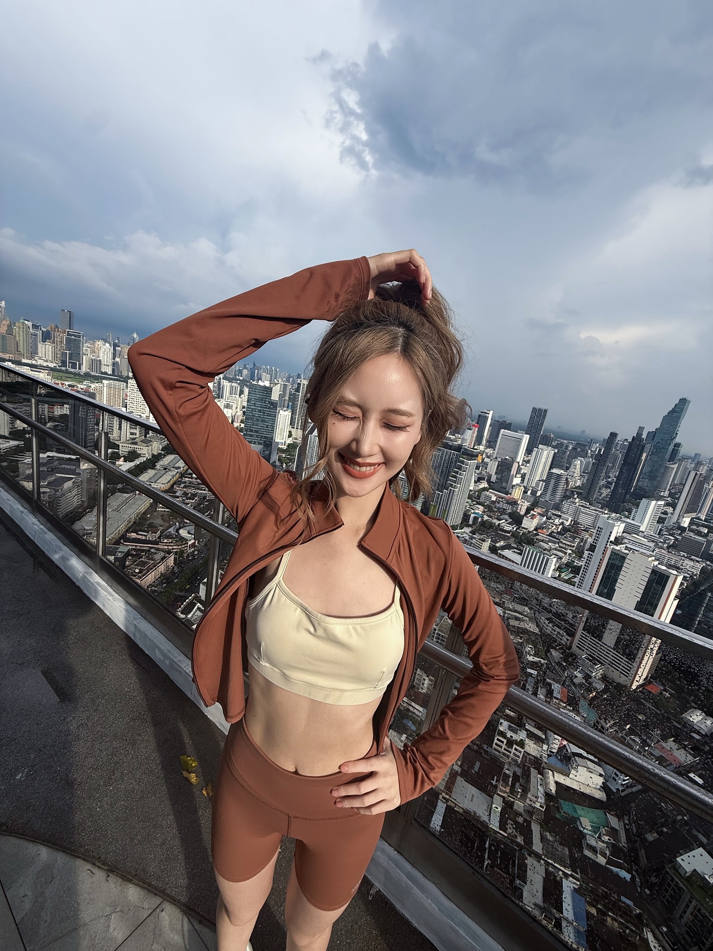 เจน - รมิดา จีรนรภัทร