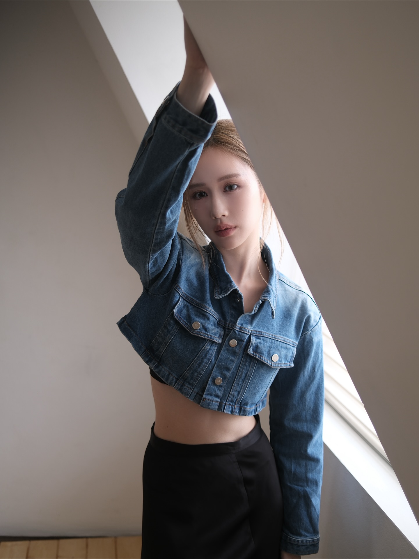 เจน - รมิดา จีรนรภัทร