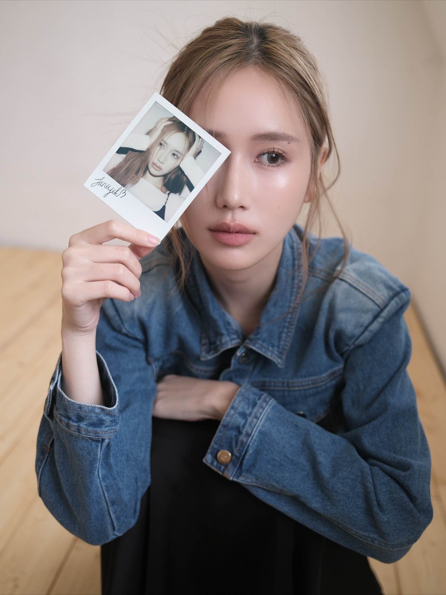 เจน - รมิดา จีรนรภัทร
