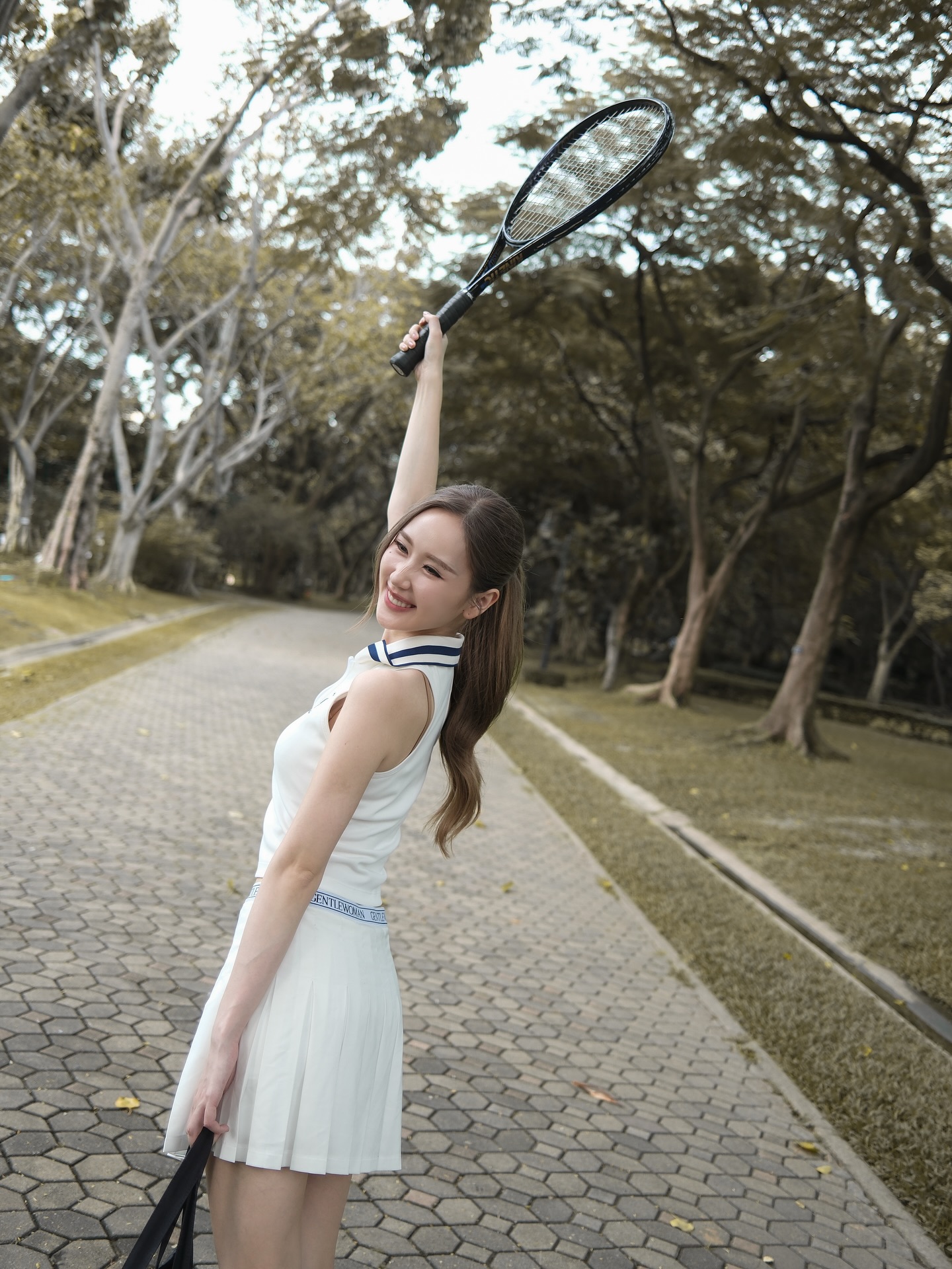 เจน - รมิดา จีรนรภัทร