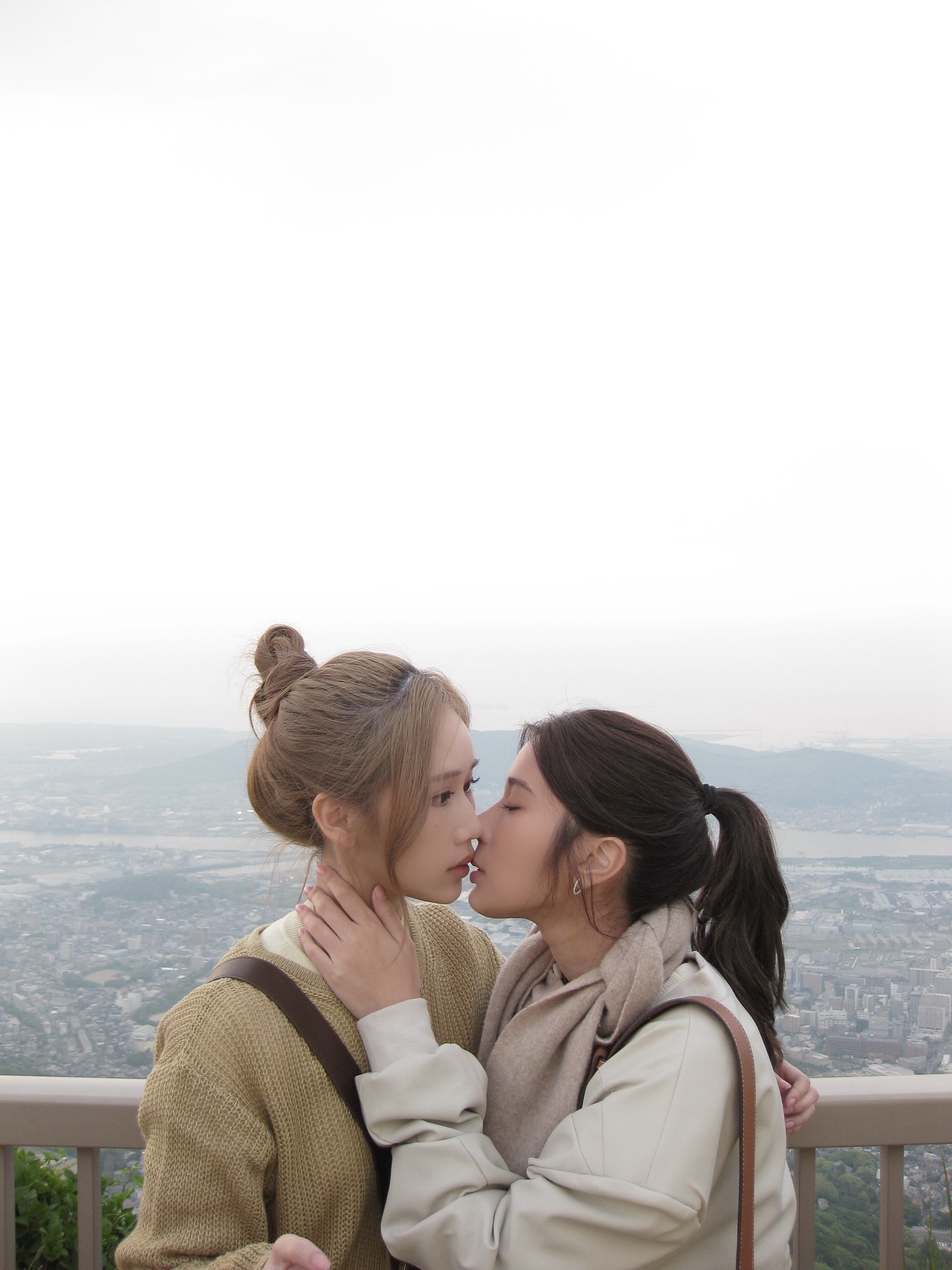 เจน - รมิดา จีรนรภัทร