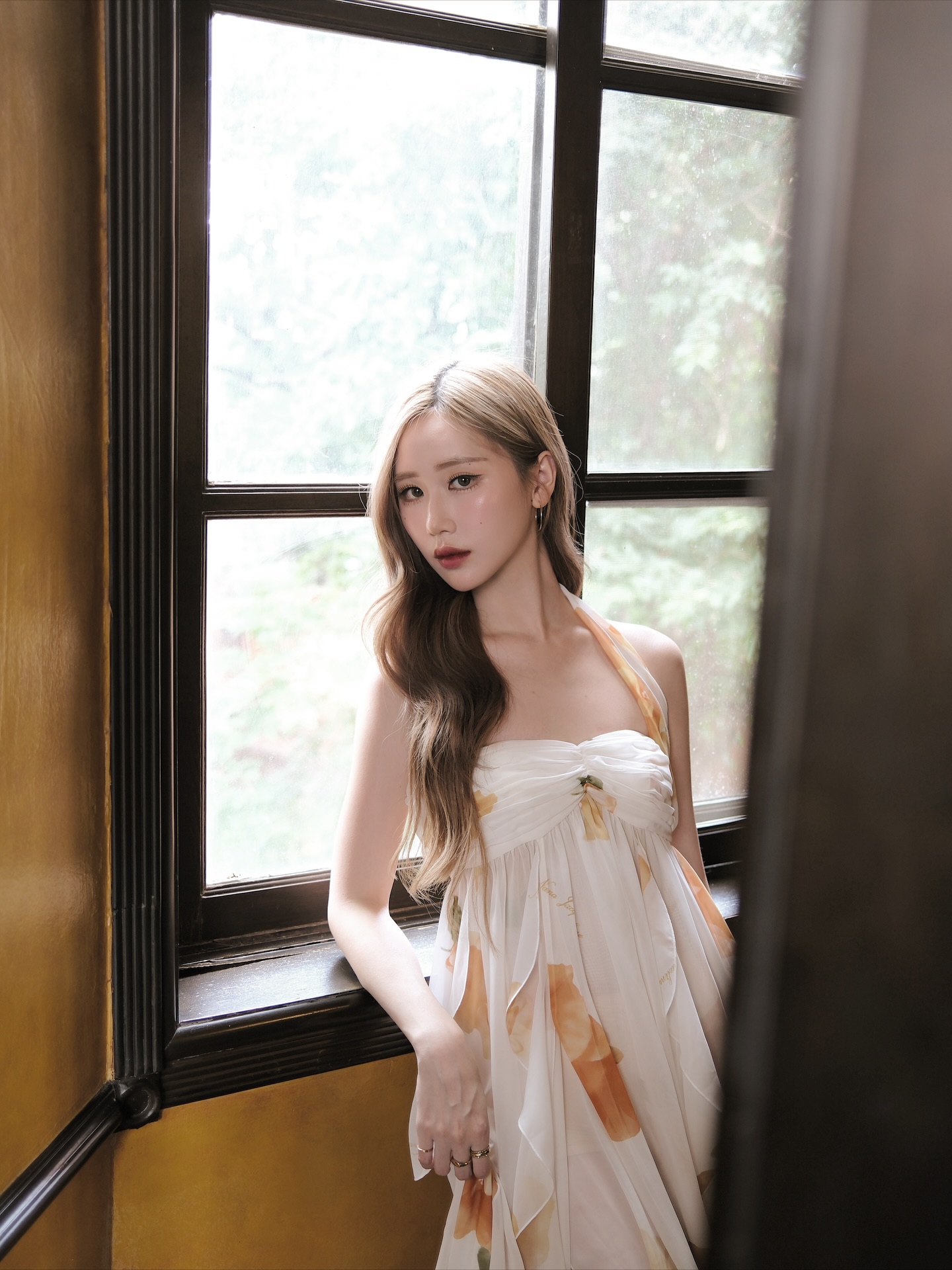 เจน - รมิดา จีรนรภัทร