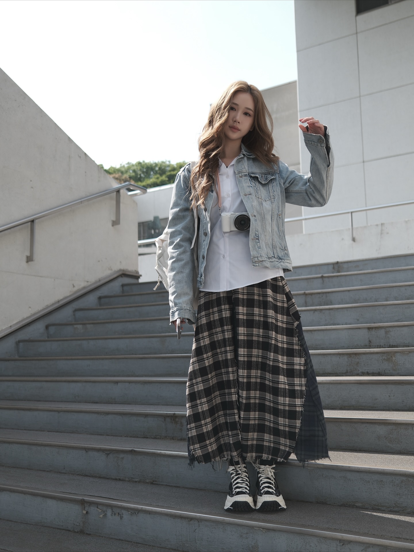 เจน - รมิดา จีรนรภัทร