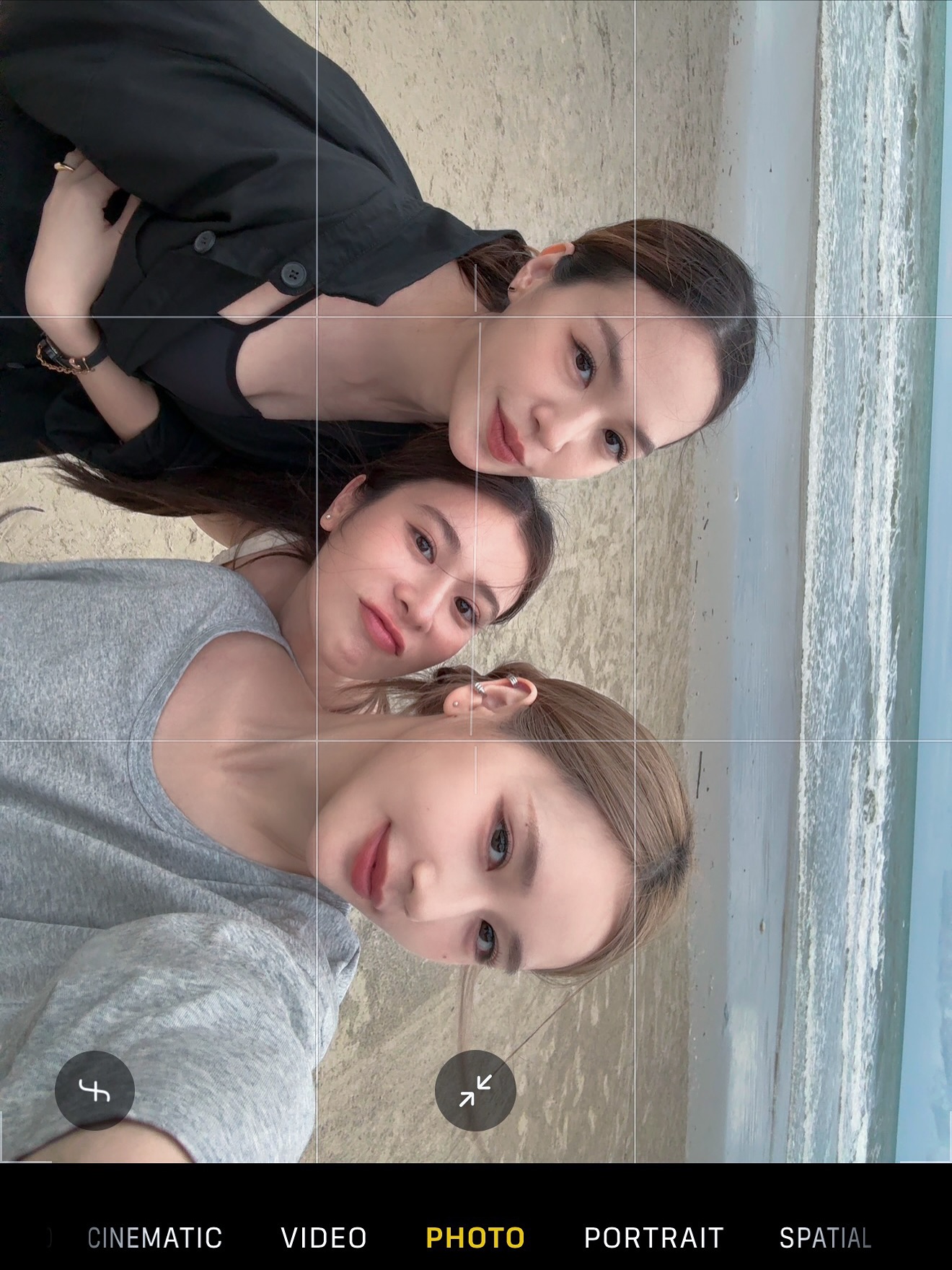 เจน - รมิดา จีรนรภัทร