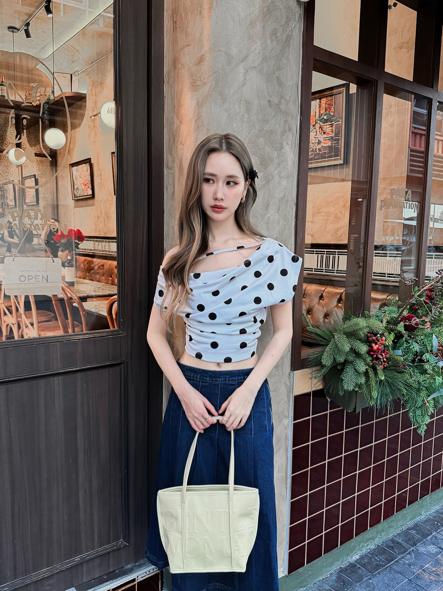 เจน - รมิดา จีรนรภัทร