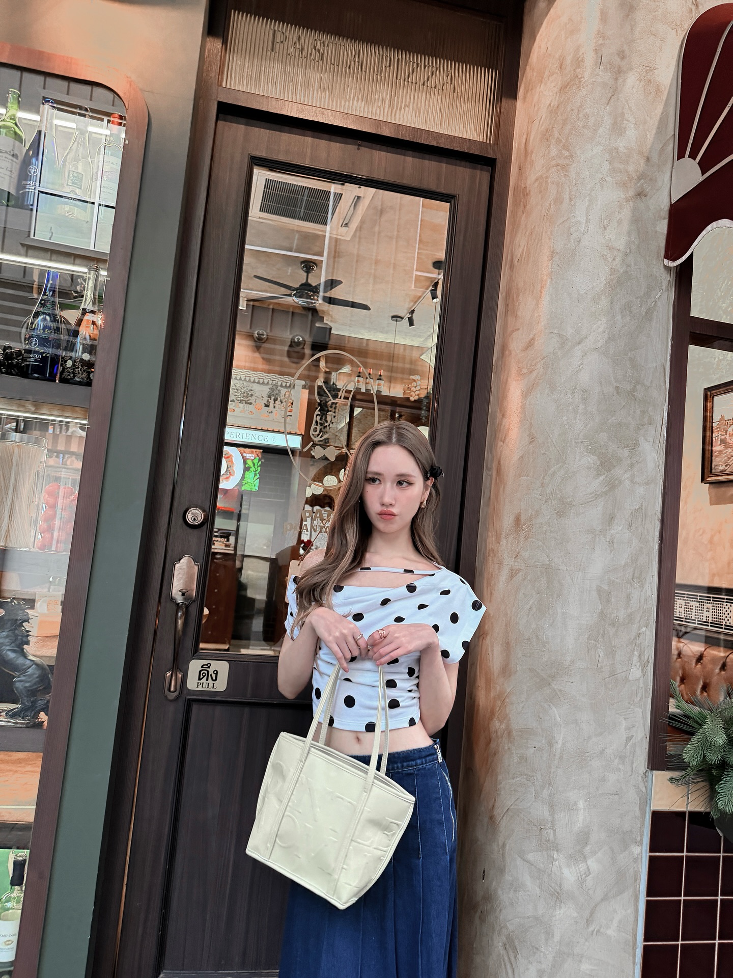 เจน - รมิดา จีรนรภัทร