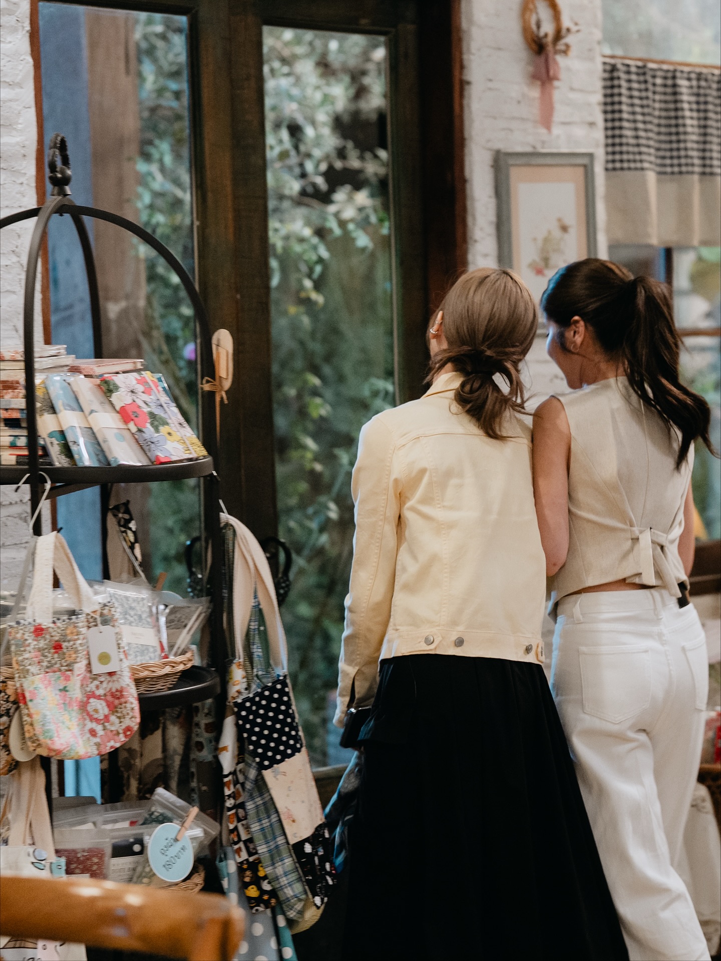 เจน - รมิดา จีรนรภัทร