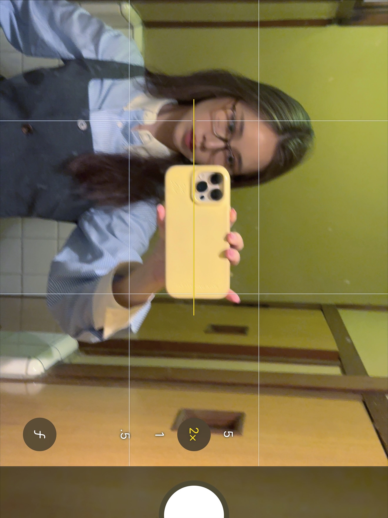 เจน - รมิดา จีรนรภัทร