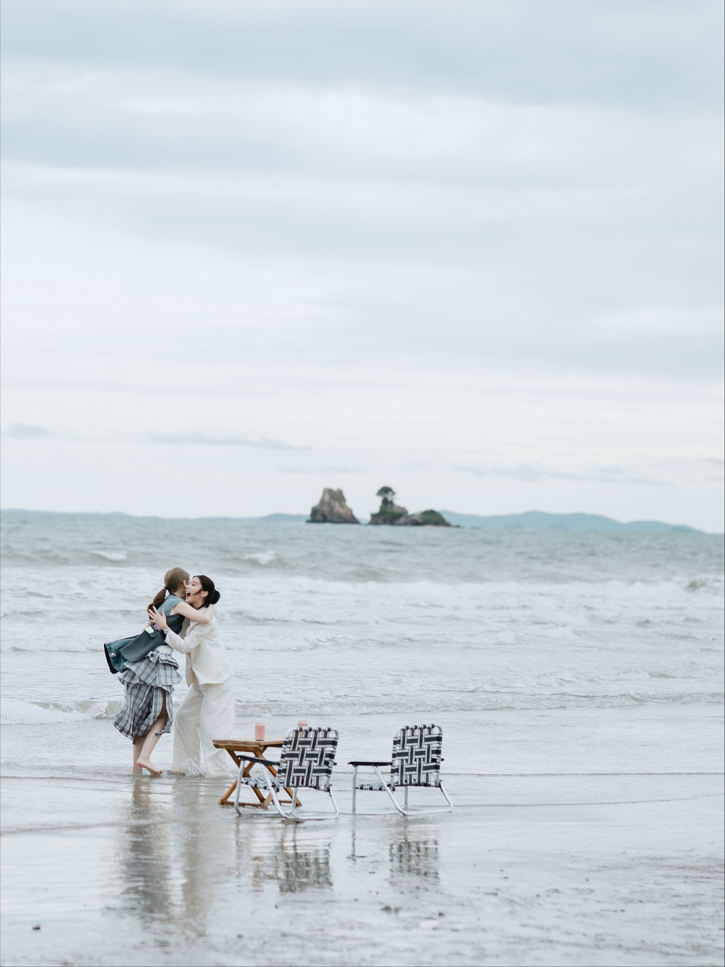 เจน - รมิดา จีรนรภัทร