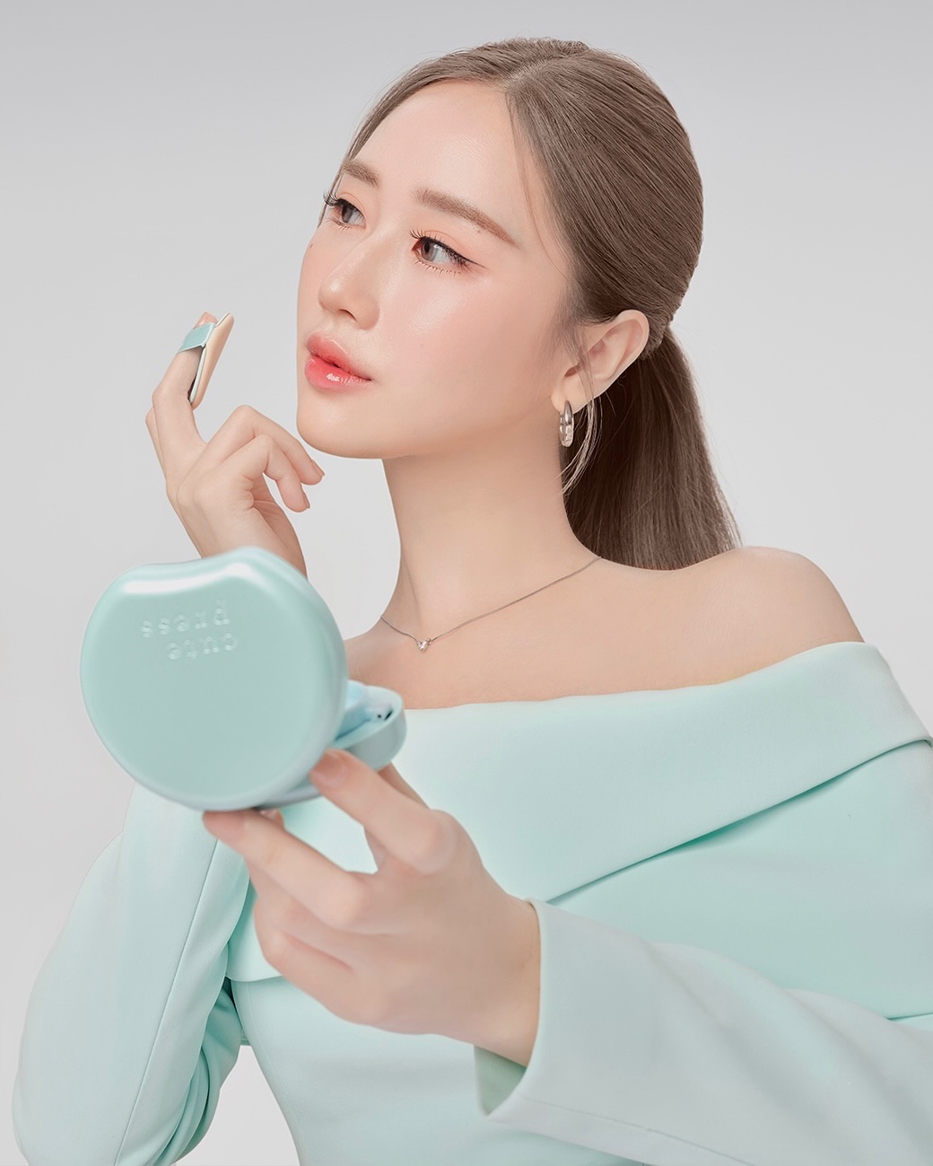 เจน - รมิดา จีรนรภัทร