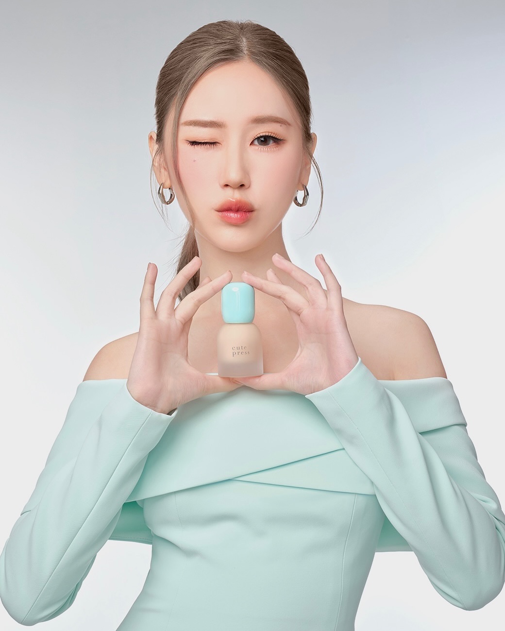 เจน - รมิดา จีรนรภัทร