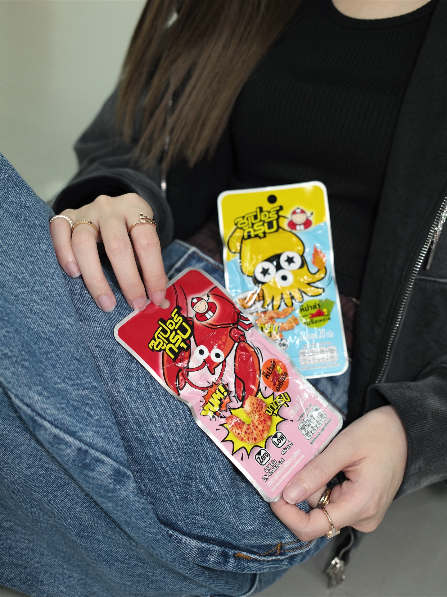 เจน - รมิดา จีรนรภัทร