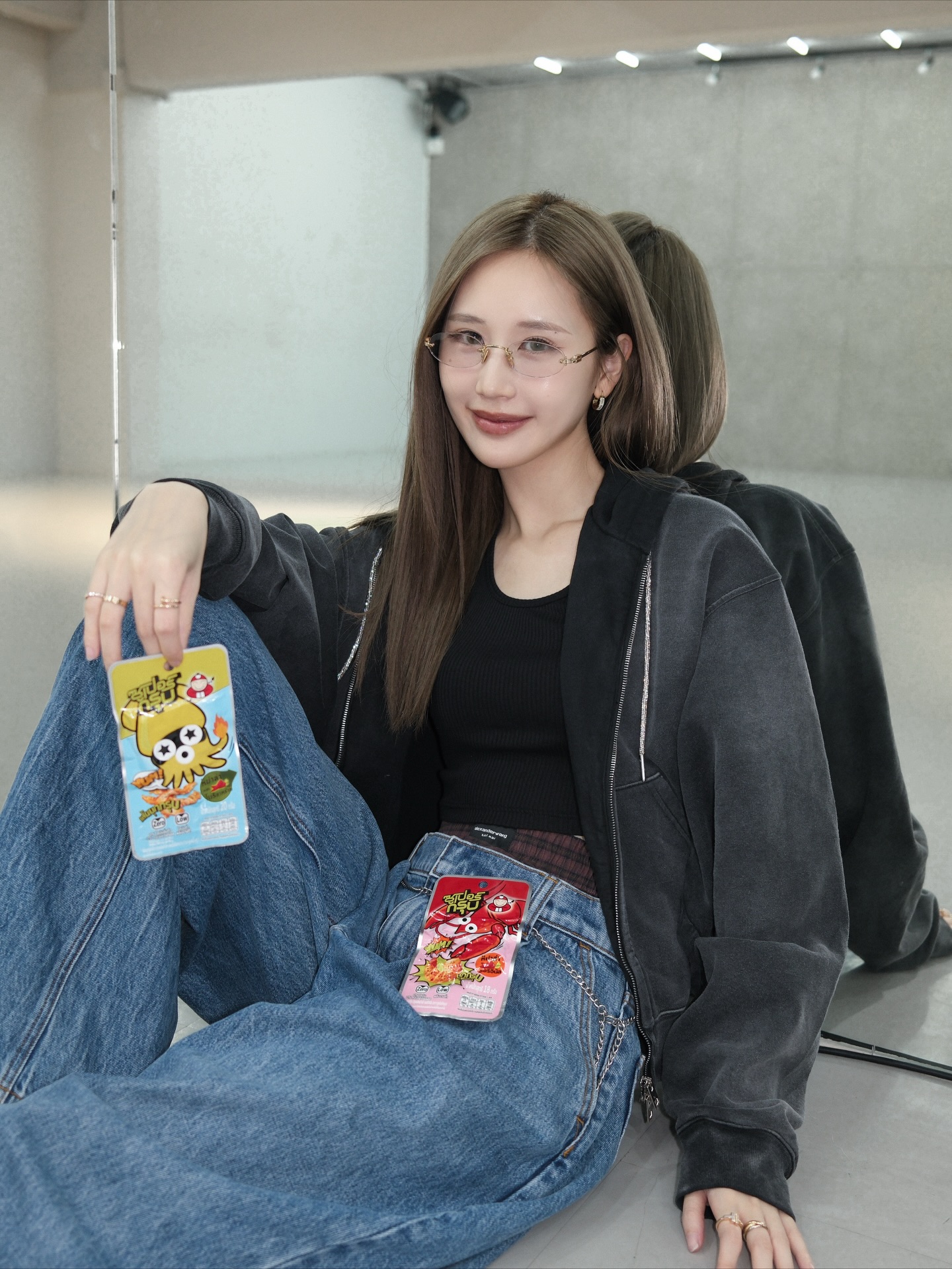 เจน - รมิดา จีรนรภัทร