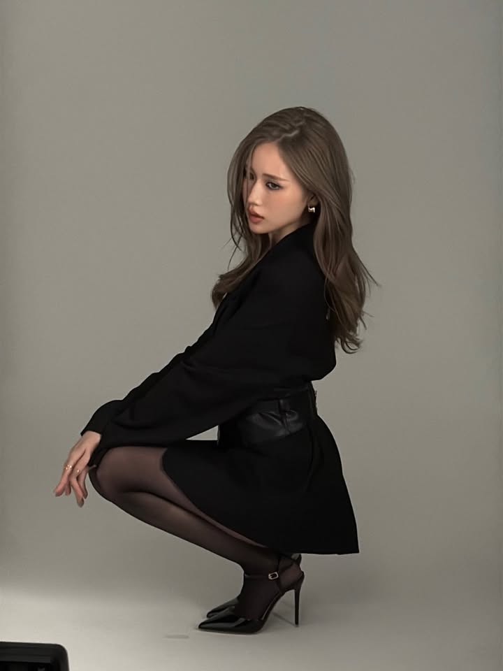 เจน - รมิดา จีรนรภัทร