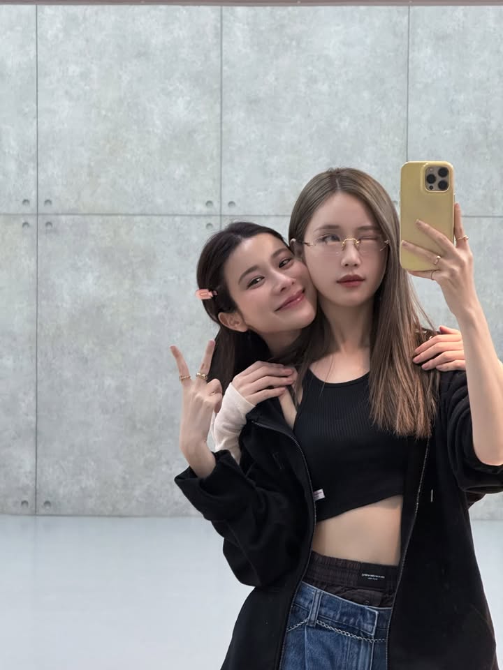 เจน - รมิดา จีรนรภัทร