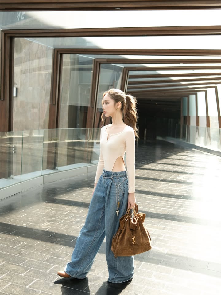 เจน - รมิดา จีรนรภัทร