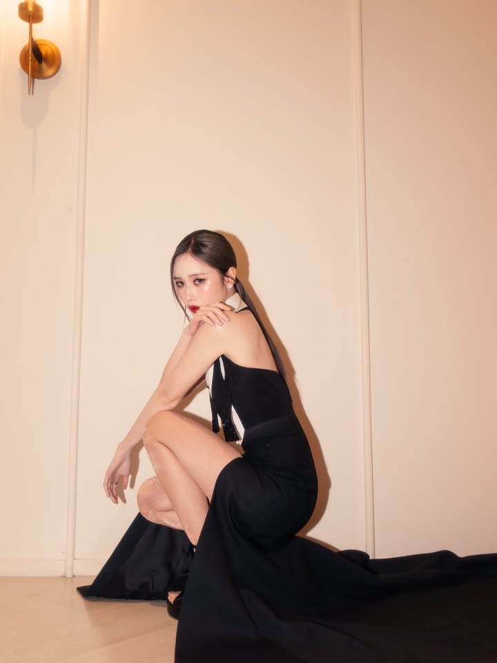 เจน - รมิดา จีรนรภัทร