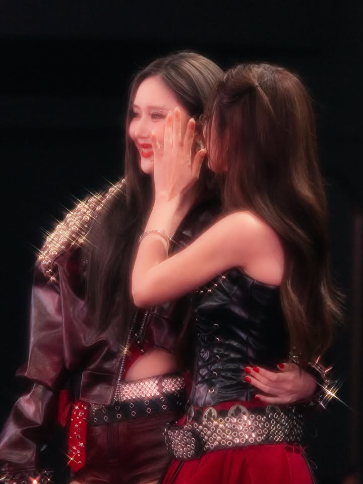 เจน - รมิดา จีรนรภัทร