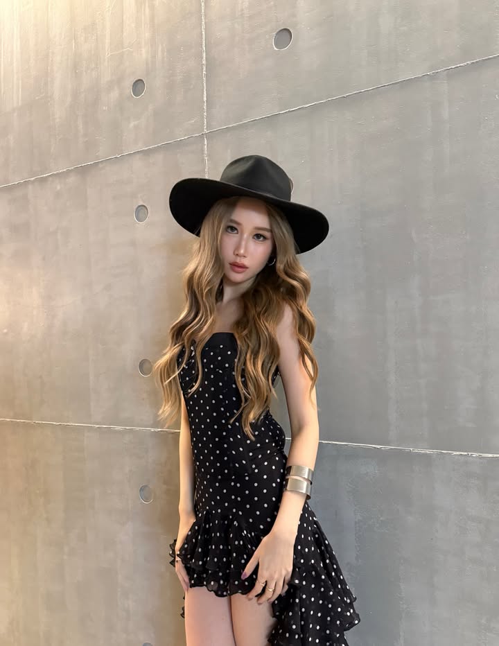 เจน - รมิดา จีรนรภัทร