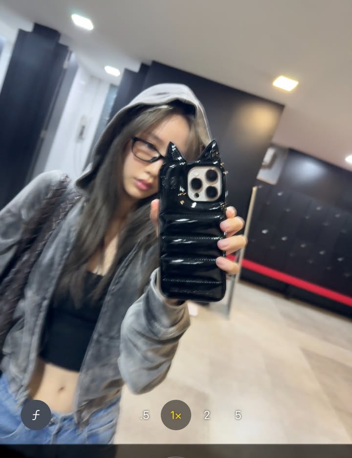 เจน - รมิดา จีรนรภัทร