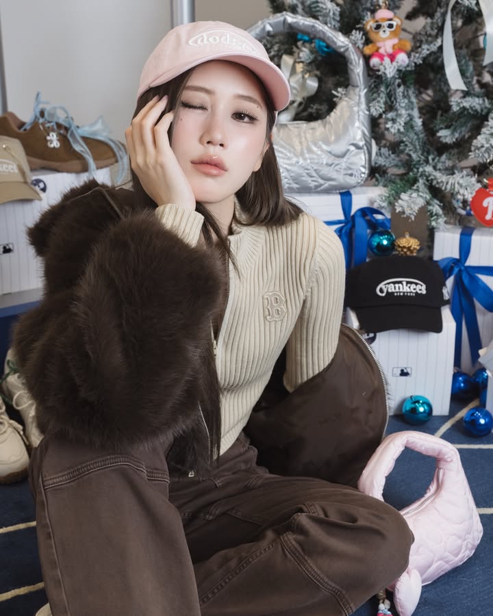 เจน - รมิดา จีรนรภัทร