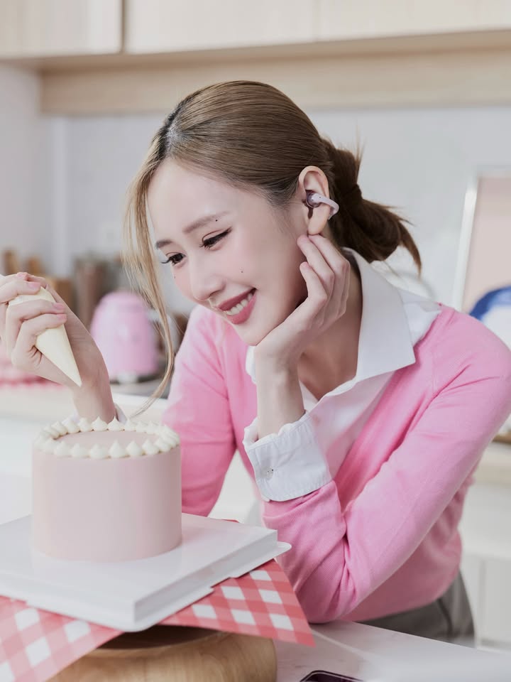 เจน - รมิดา จีรนรภัทร