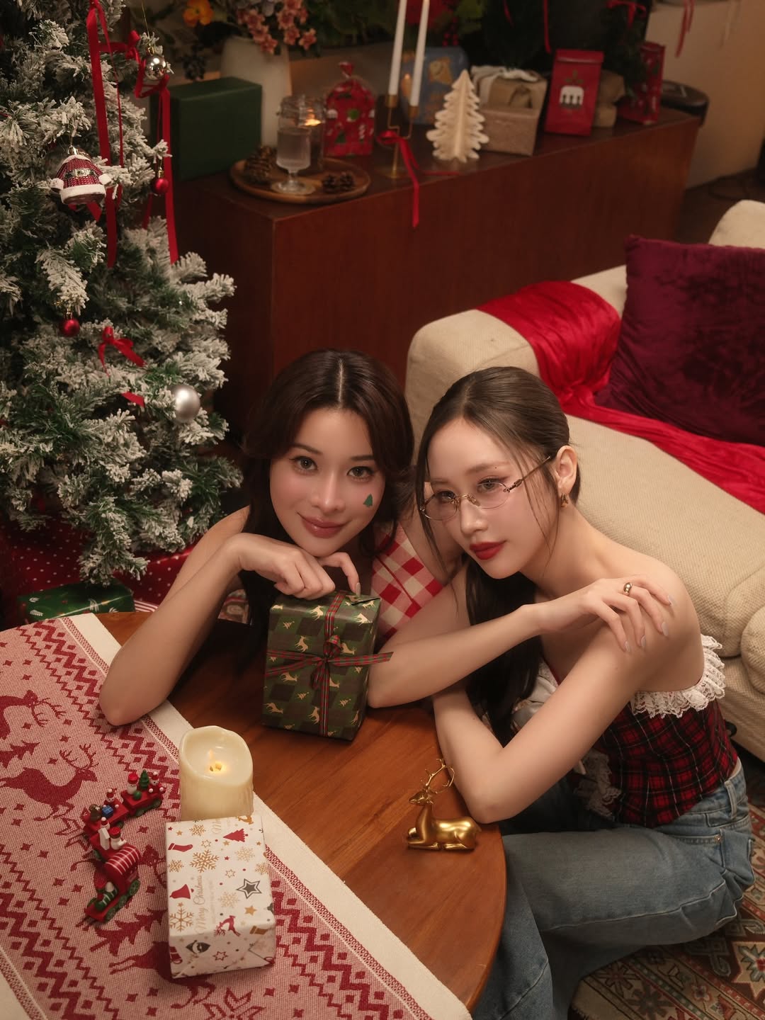 เจน - รมิดา จีรนรภัทร