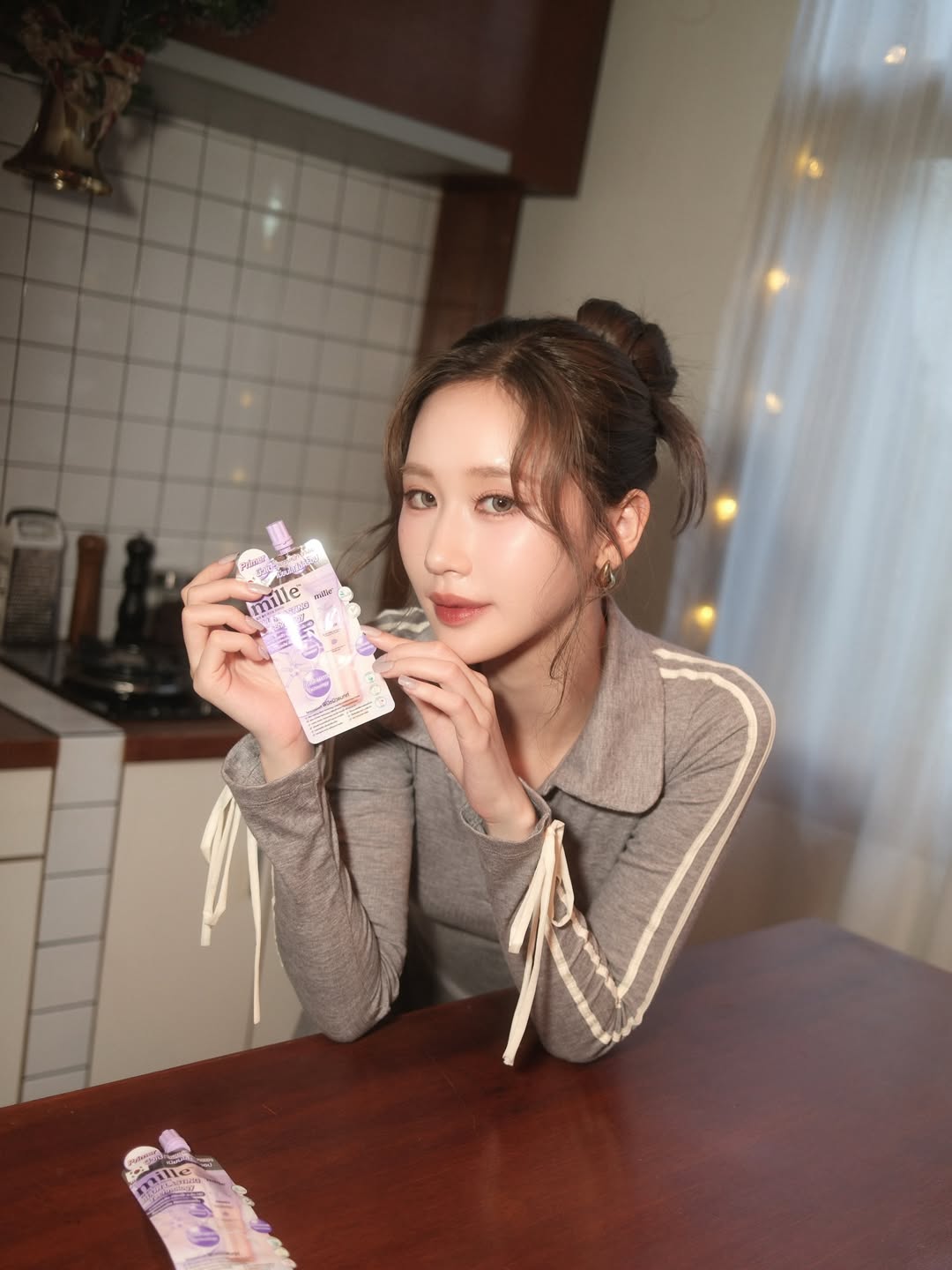 เจน - รมิดา จีรนรภัทร