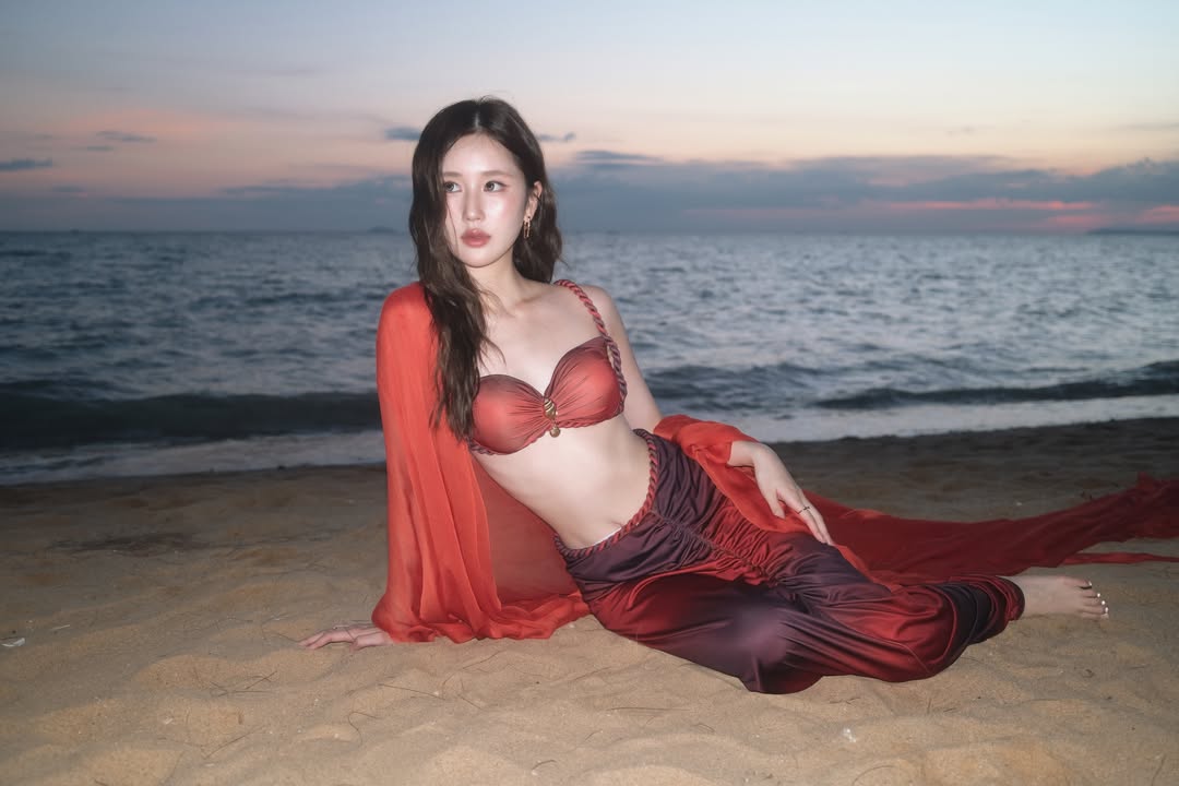 เจน - เมธิกา จีรนรภัทร