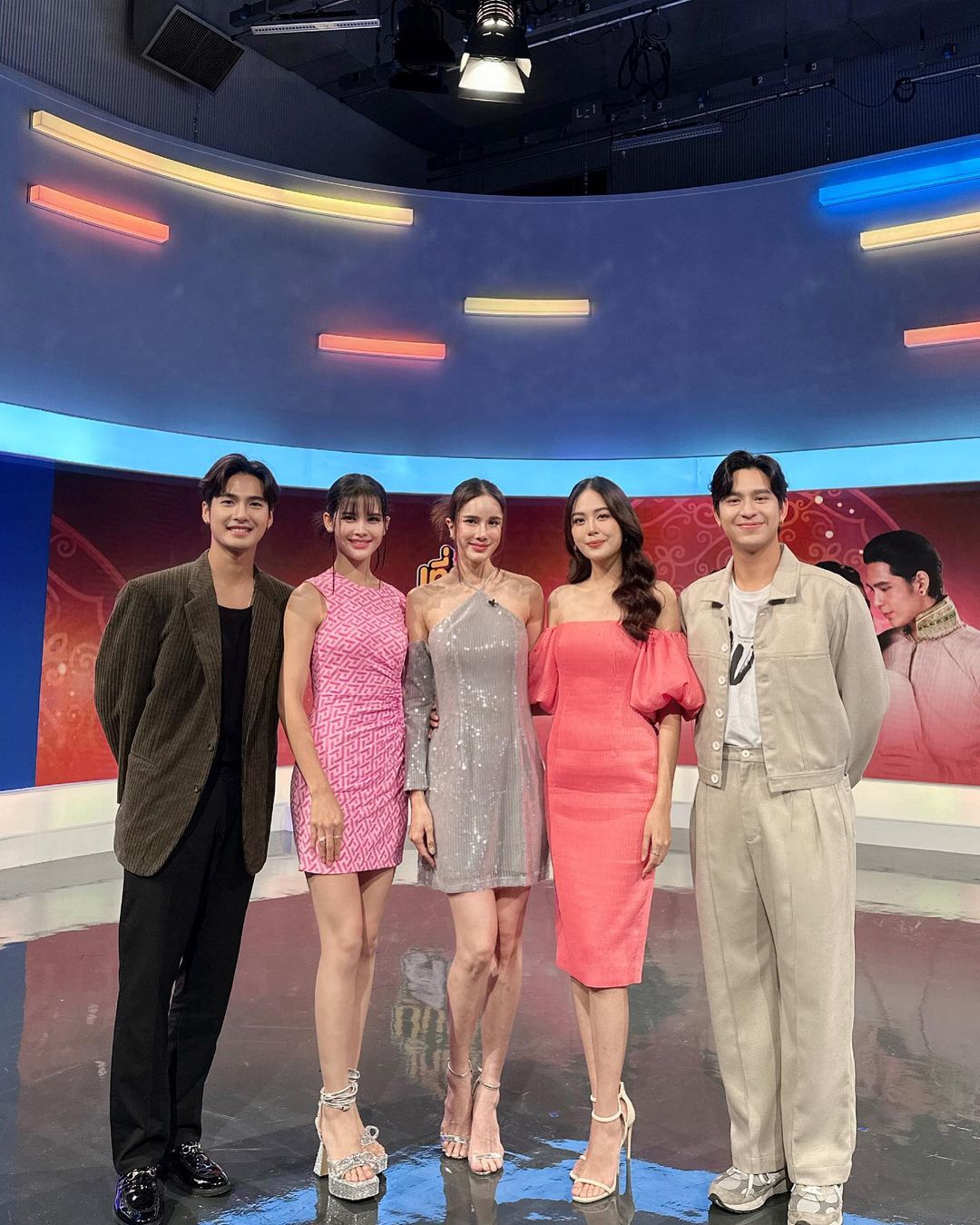 เนย - ปภาดา กลิ่นสุมาลย์