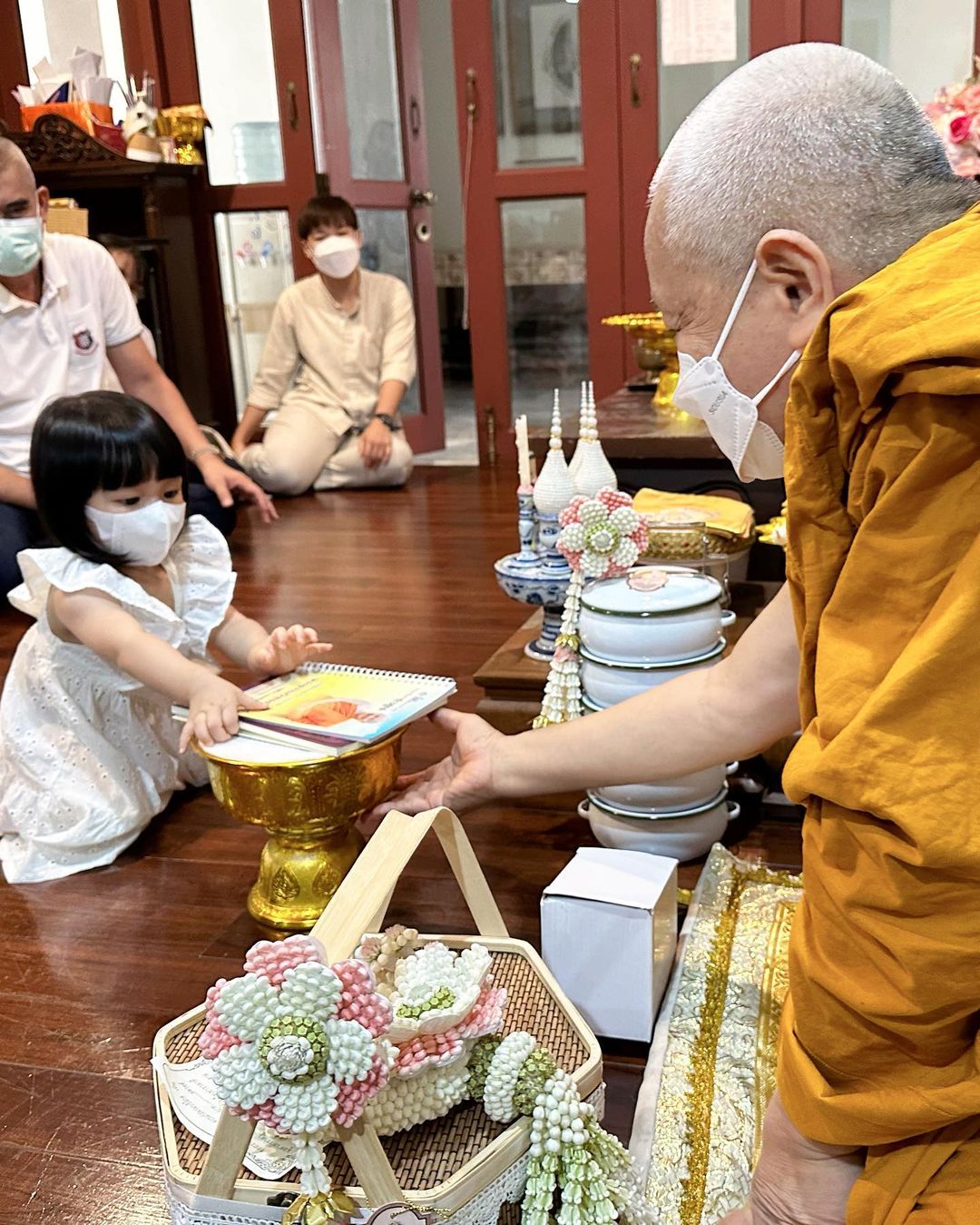 เนย - ปภาดา กลิ่นสุมาลย์