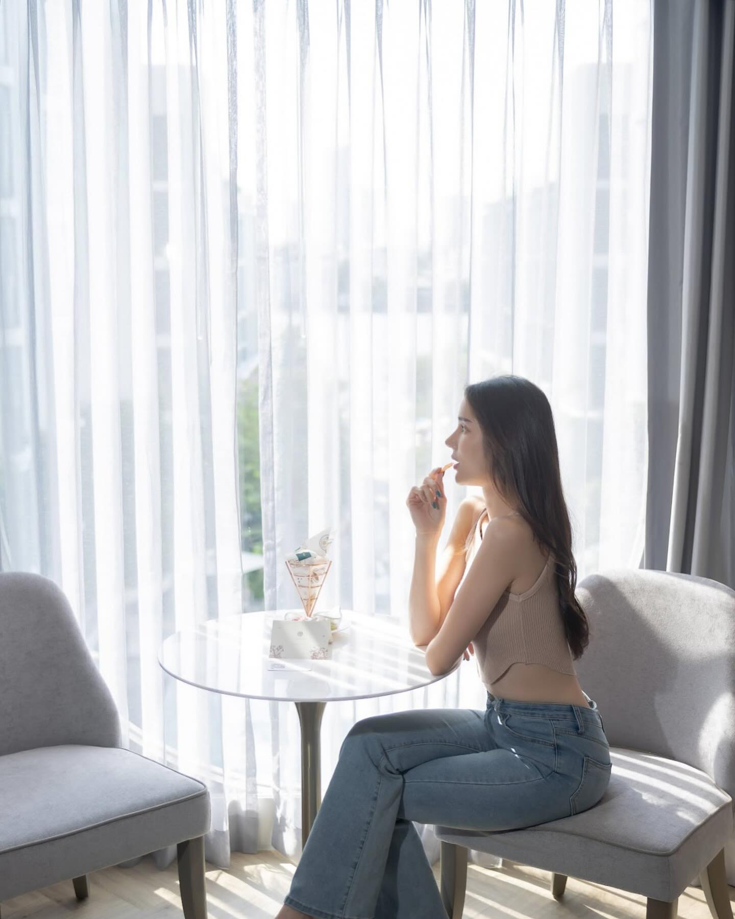 เนย - ปภาดา กลิ่นสุมาลย์