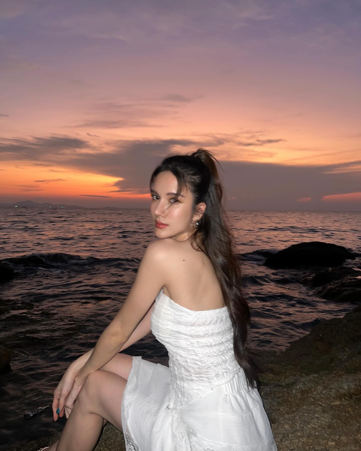 เนย - ปภาดา กลิ่นสุมาลย์