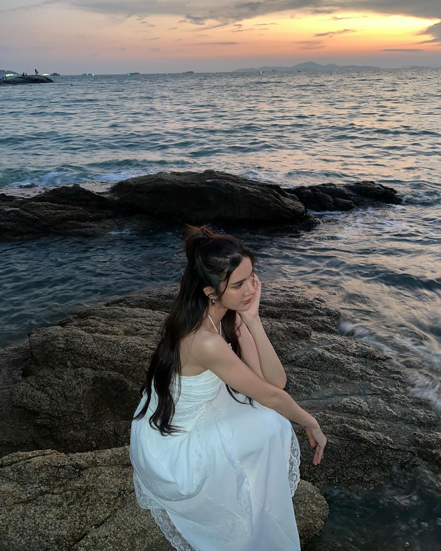 เนย - ปภาดา กลิ่นสุมาลย์