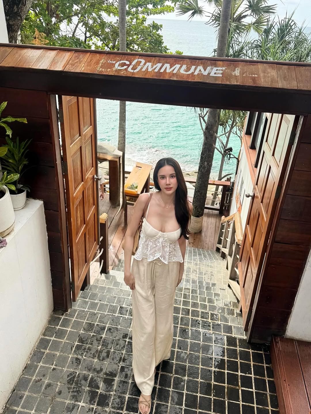 เนย - ปภาดา กลิ่นสุมาลย์
