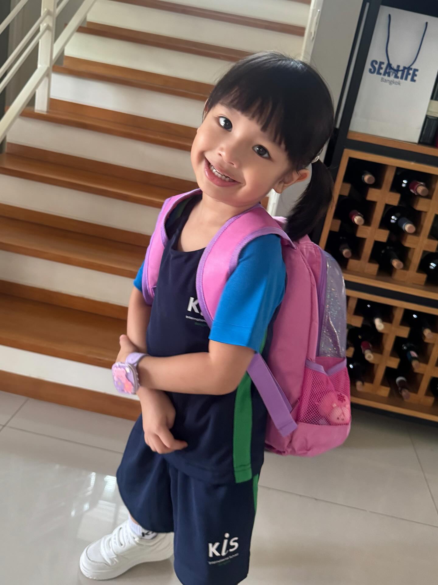 เนย - ปภาดา กลิ่นสุมาลย์