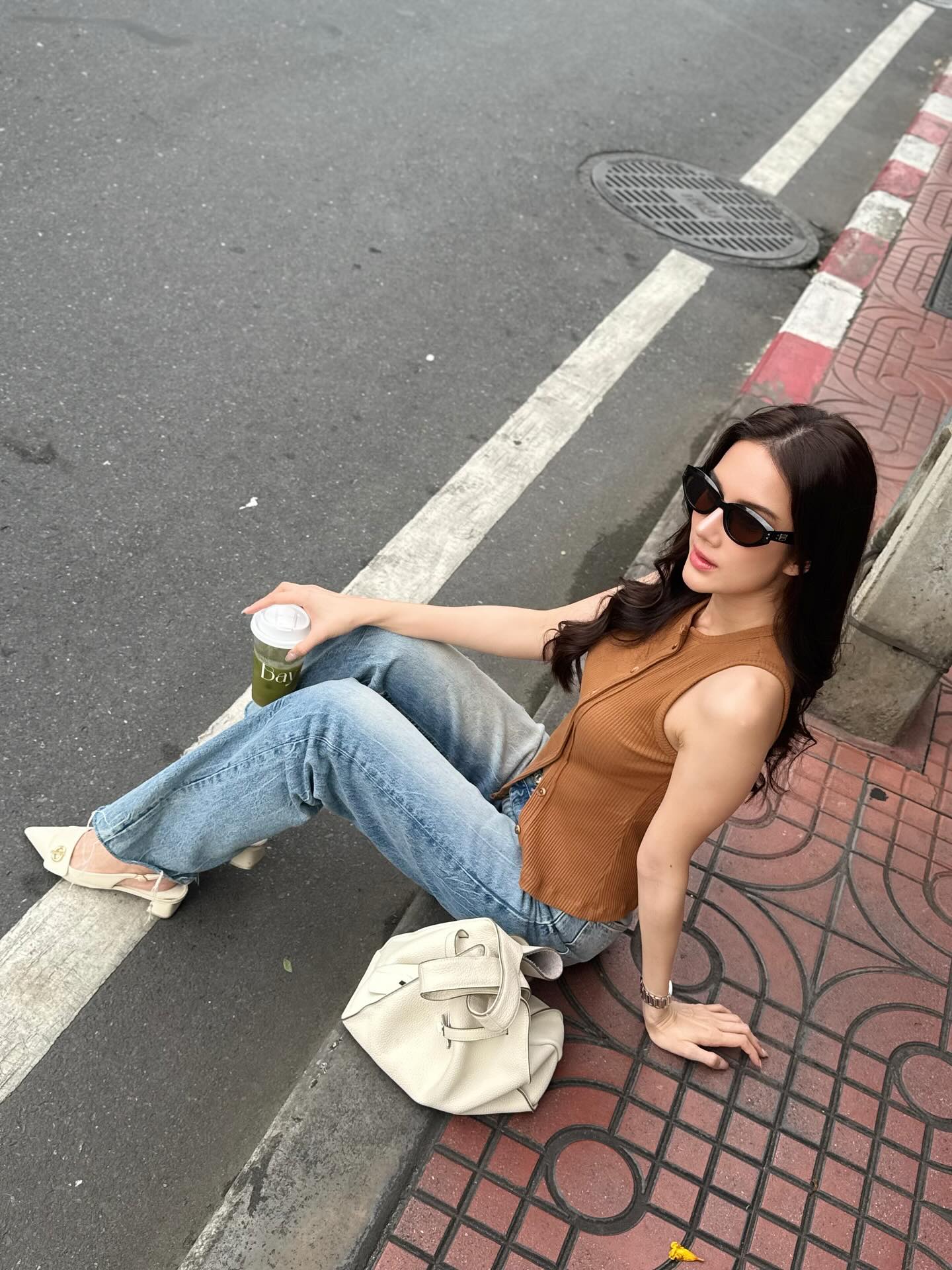 เนย - ปภาดา กลิ่นสุมาลย์