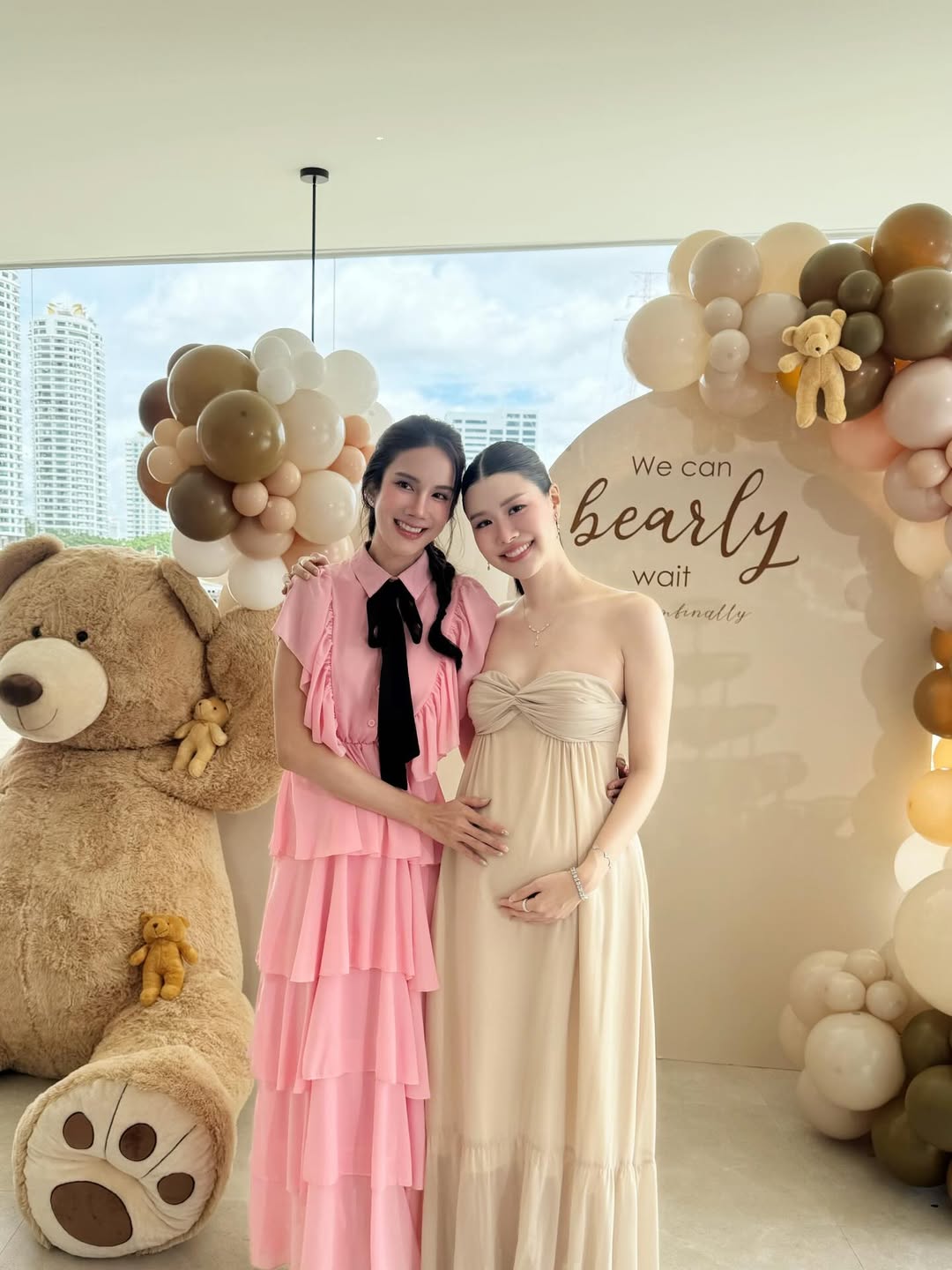 เนย - ปภาดา กลิ่นสุมาลย์