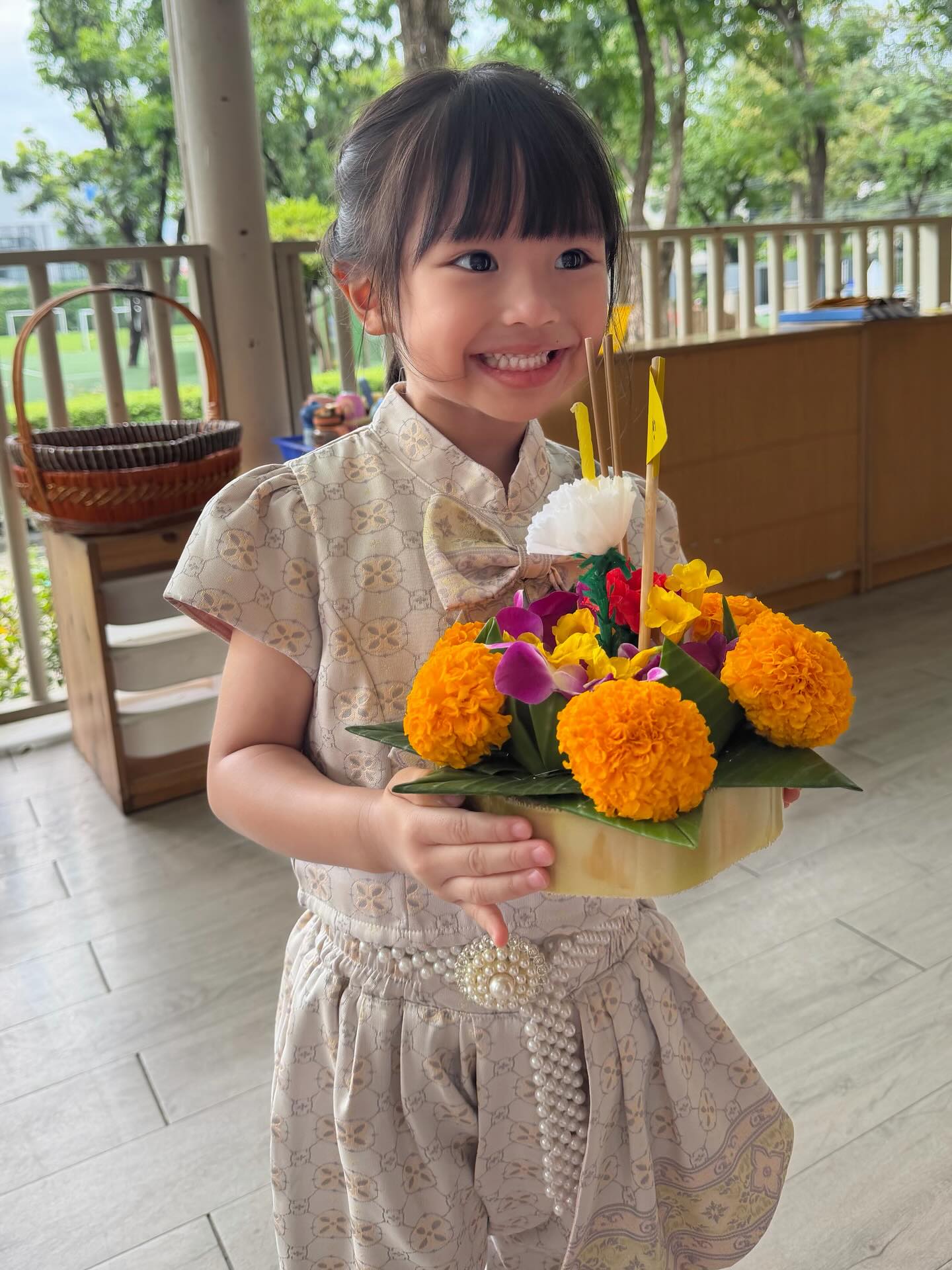 เนย - ปภาดา กลิ่นสุมาลย์