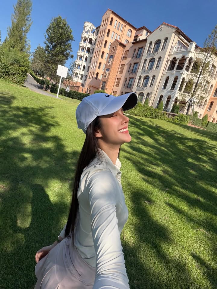 เนย - ปภาดา กลิ่นสุมาลย์