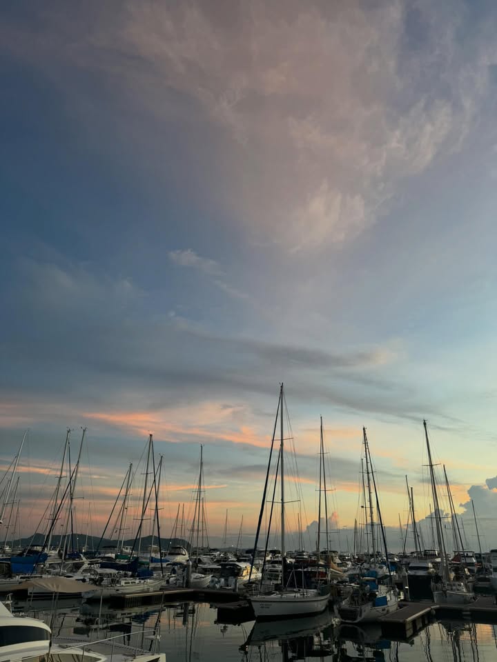 เนย - ปภาดา กลิ่นสุมาลย์