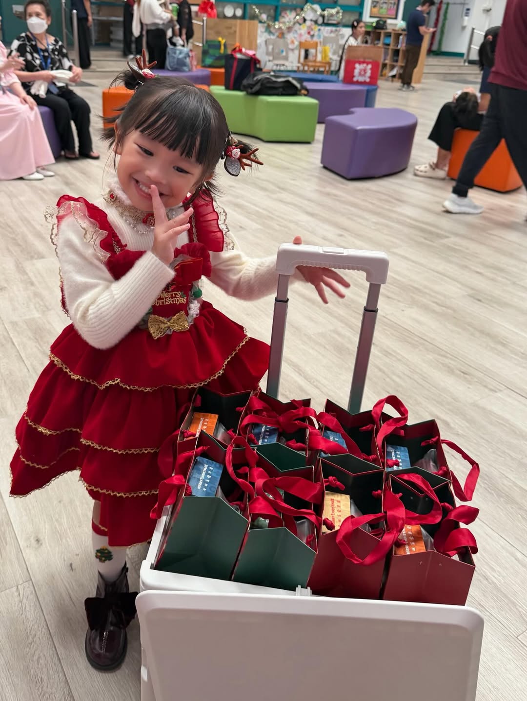 เนย - ปภาดา กลิ่นสุมาลย์