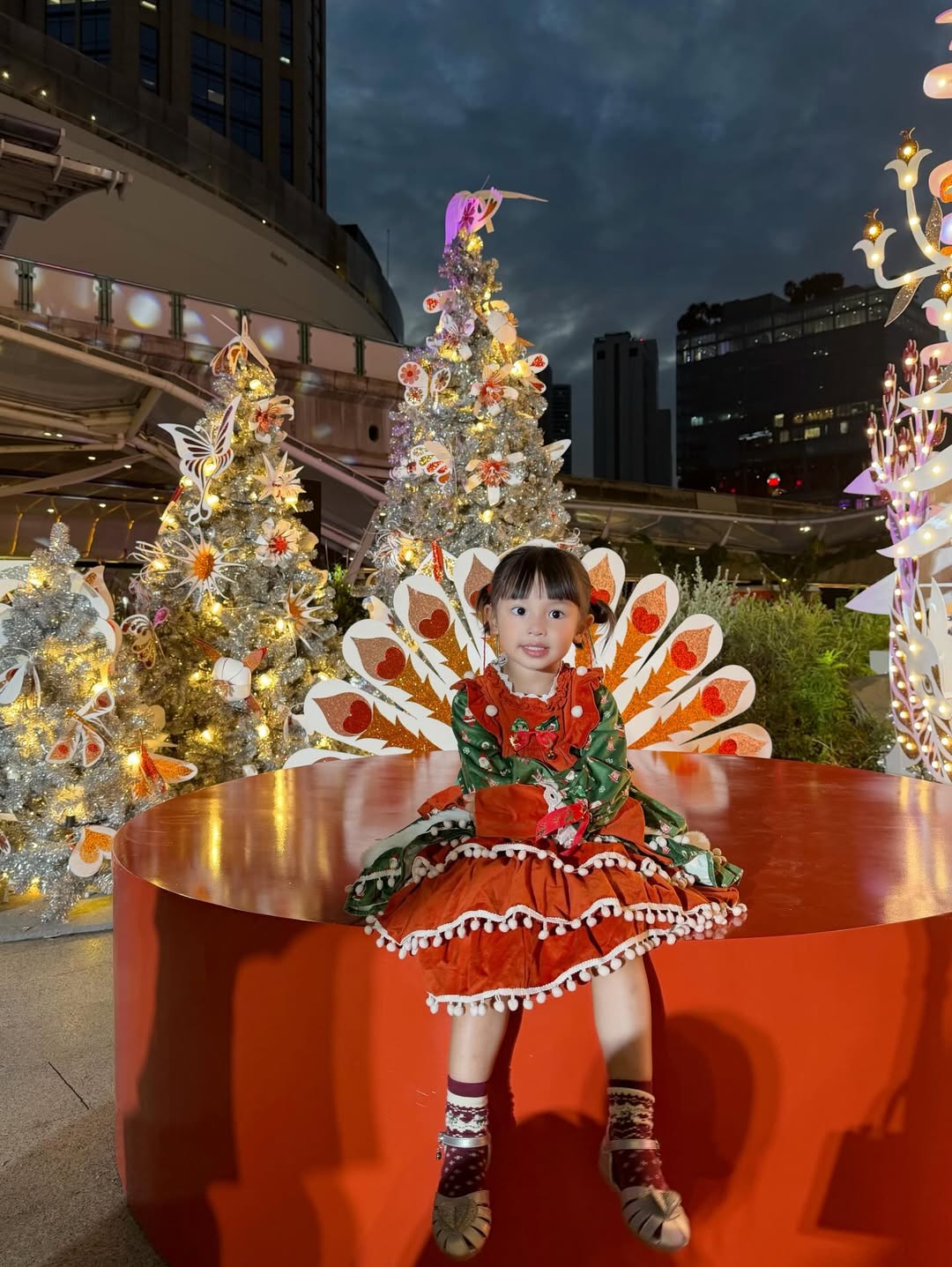 เนย - ปภาดา กลิ่นสุมาลย์