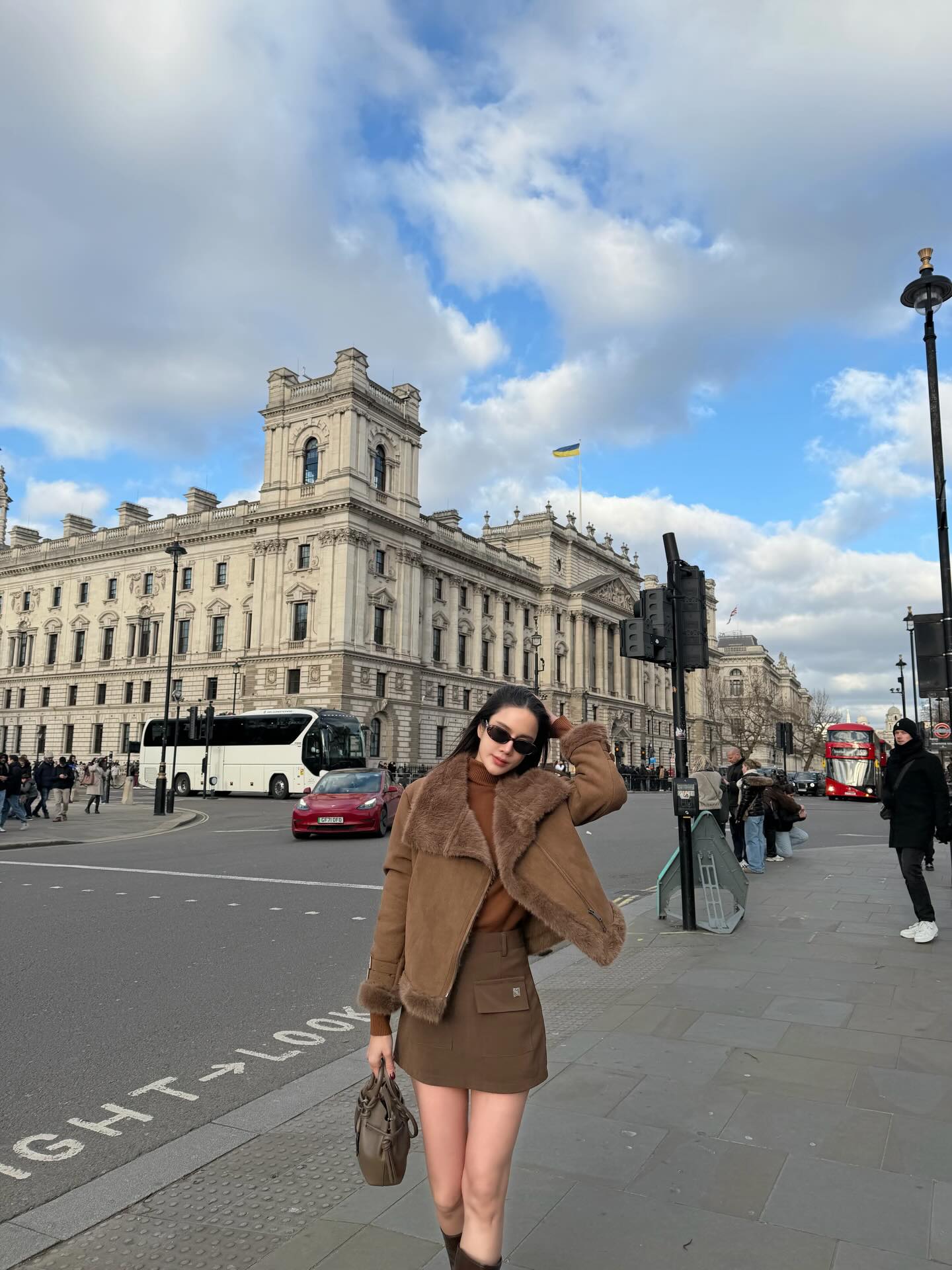 เนย - ปภาดา กลิ่นสุมาลย์