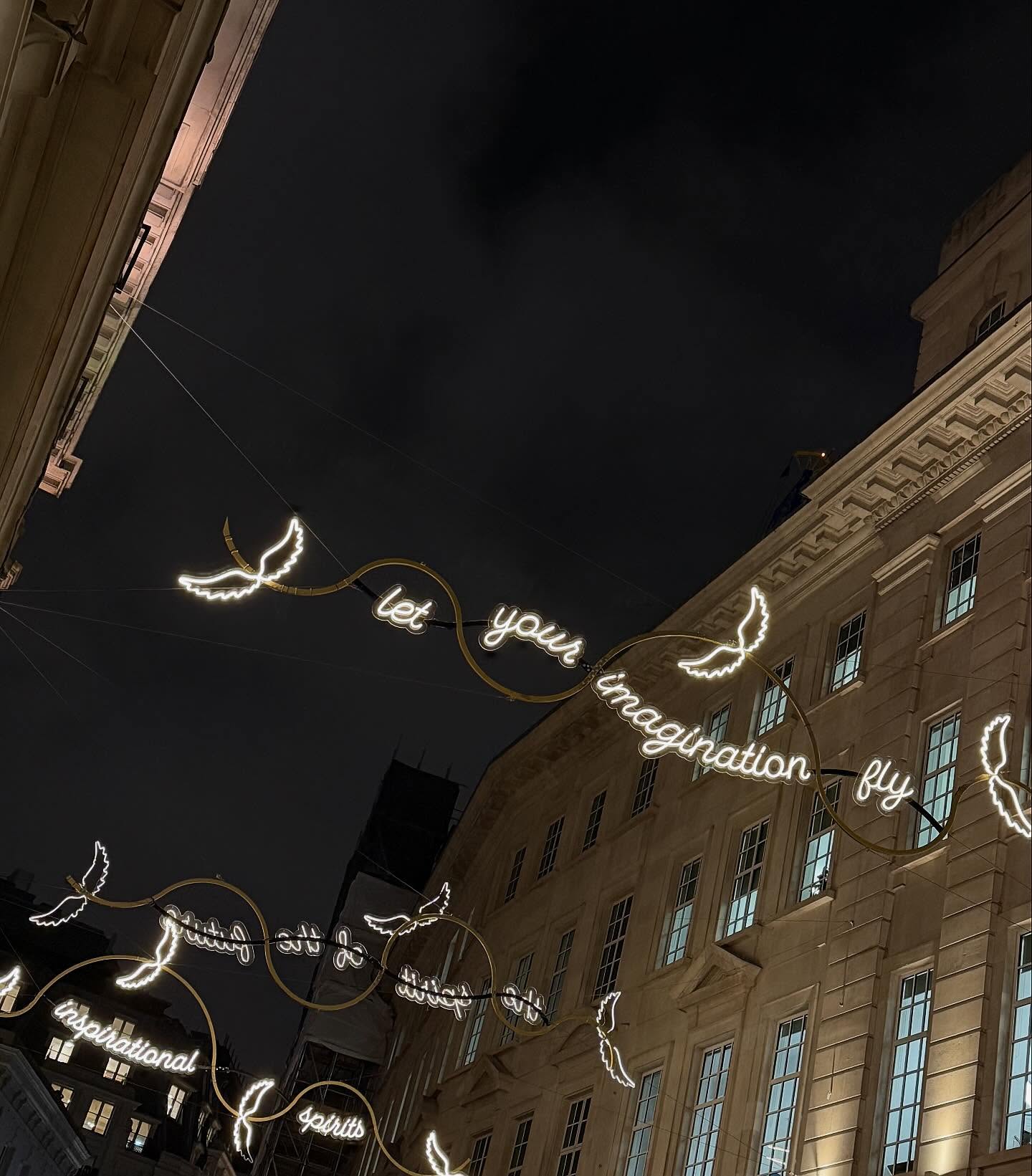 เนย - ปภาดา กลิ่นสุมาลย์