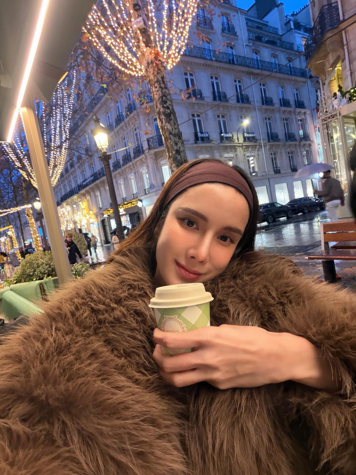 เนย - ปภาดา กลิ่นสุมาลย์