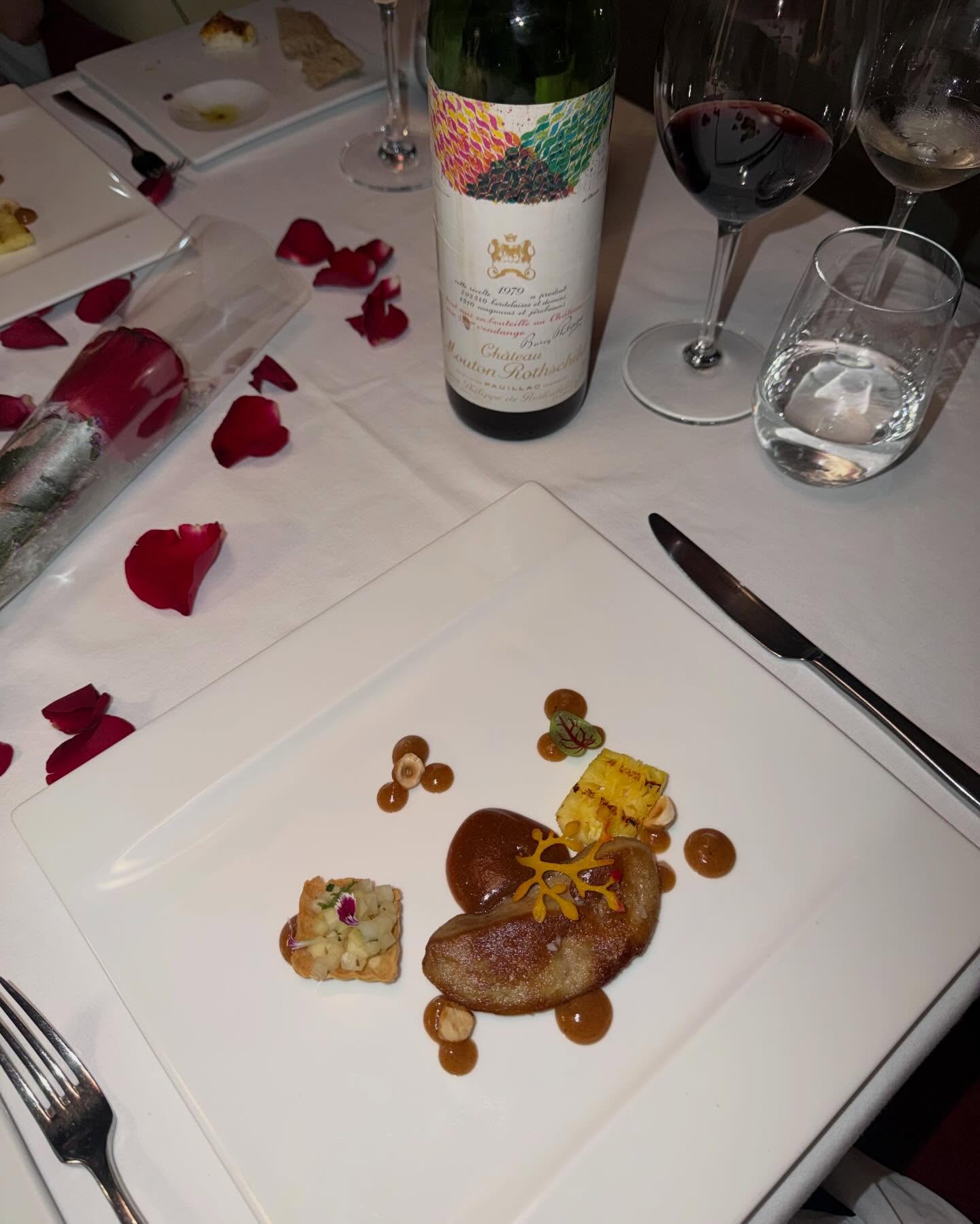 เนย - ปภาดา กลิ่นสุมาลย์