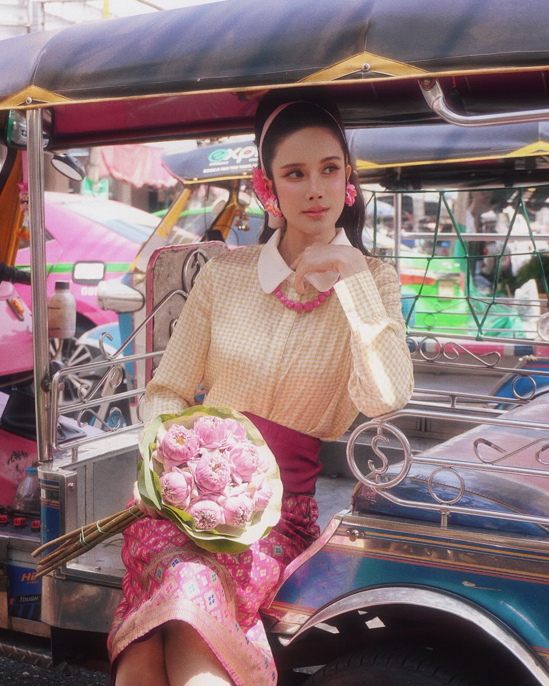 เนย - ปภาดา กลิ่นสุมาลย์