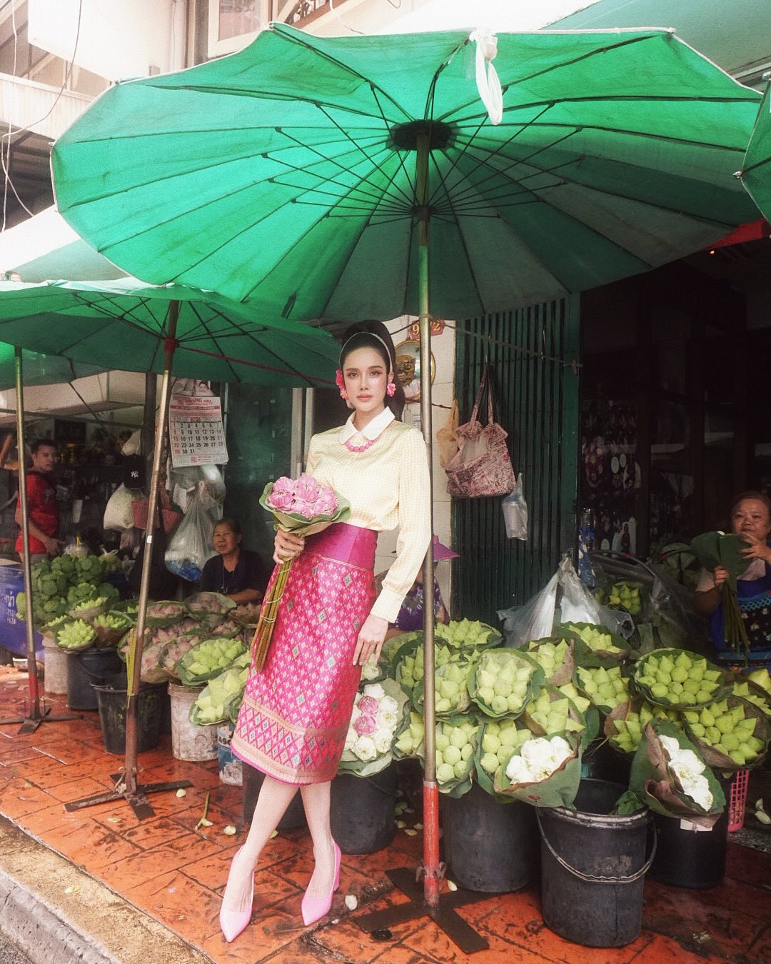 เนย - ปภาดา กลิ่นสุมาลย์