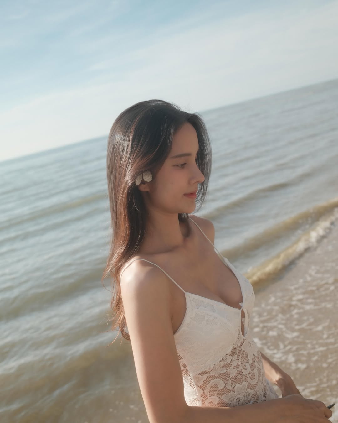เนย - ปภาดา กลิ่นสุมาลย์